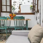 El Charco Hotel 3*
